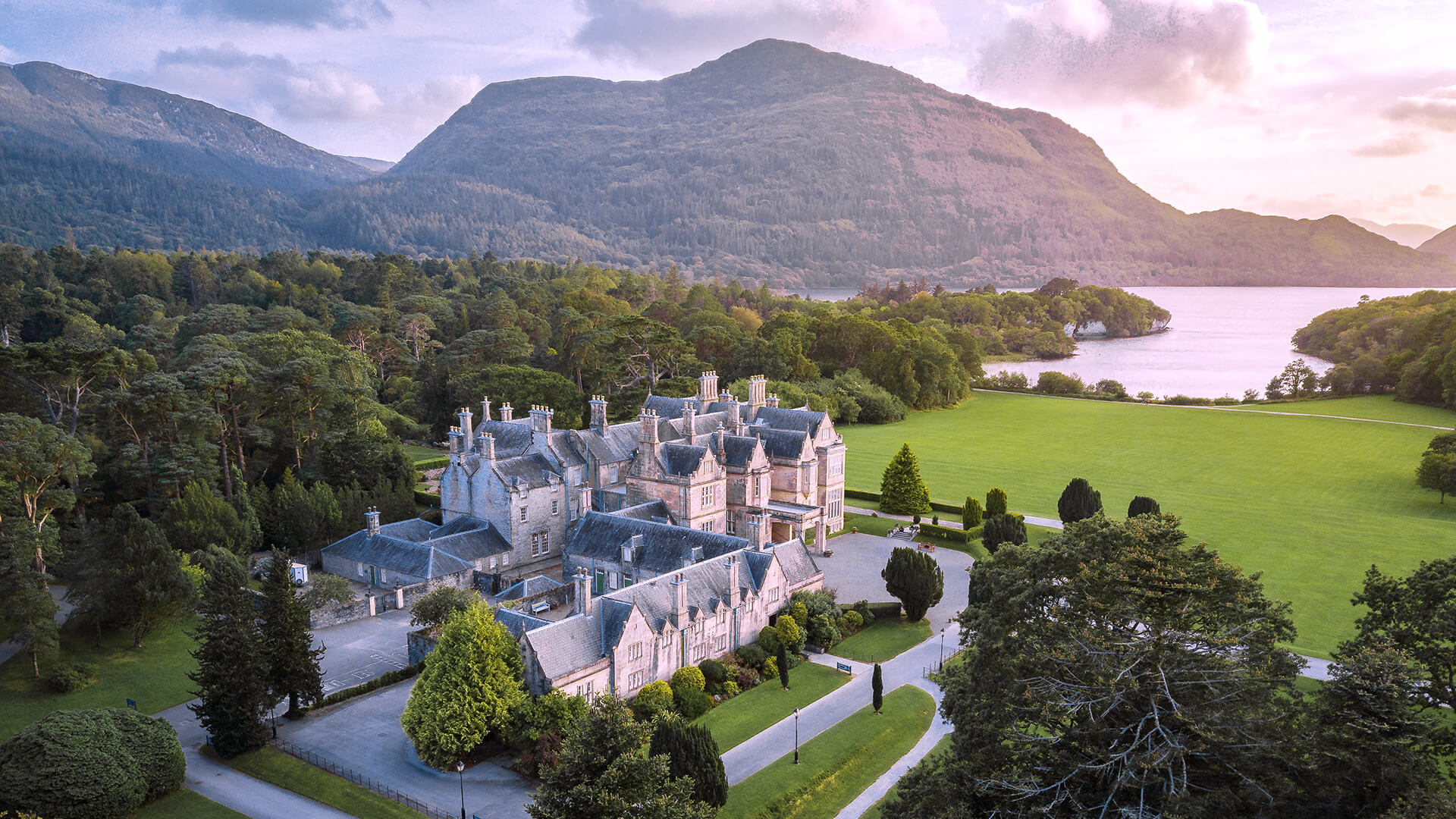 Muckross House & Gardens